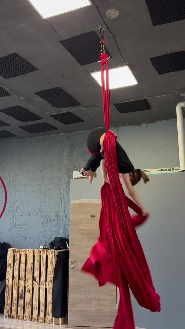 @🧗🏻♀️aerial/anna💫