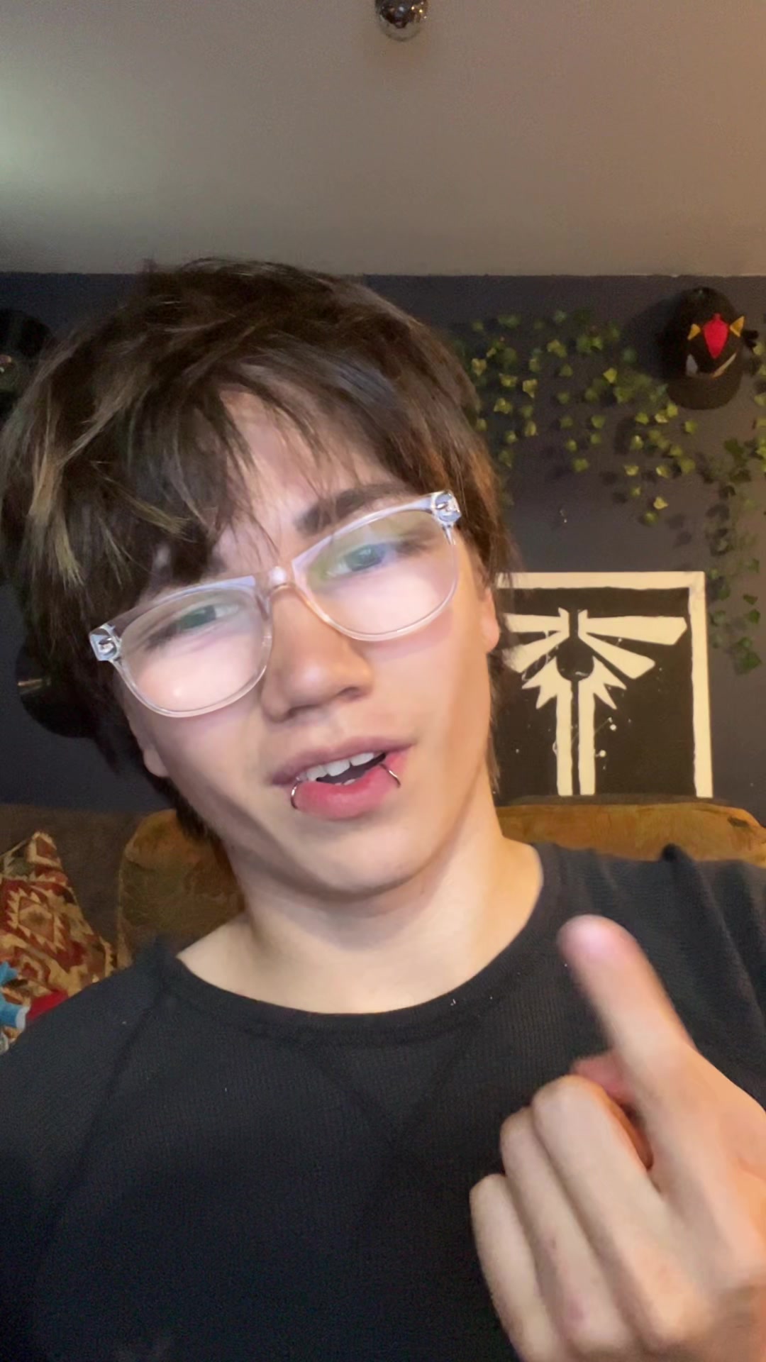 @ZNX <3