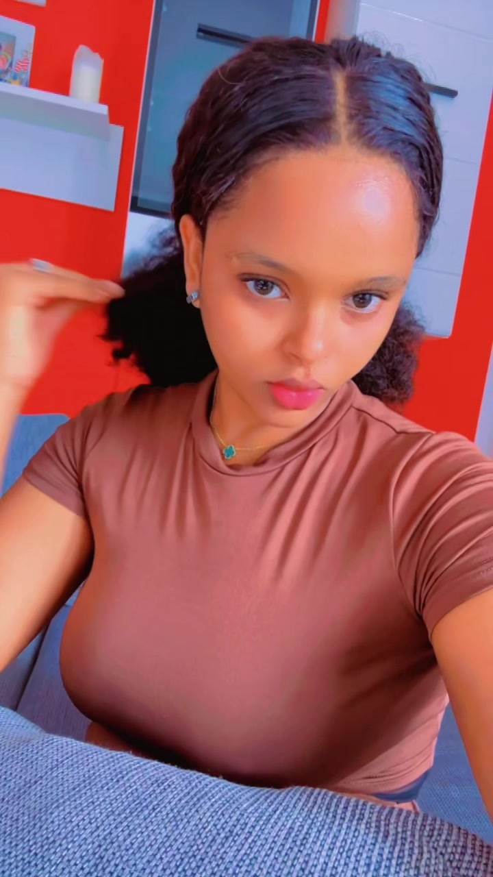 @Dalanda👸🏻❤️🇩🇪🇬🇲🇬🇳