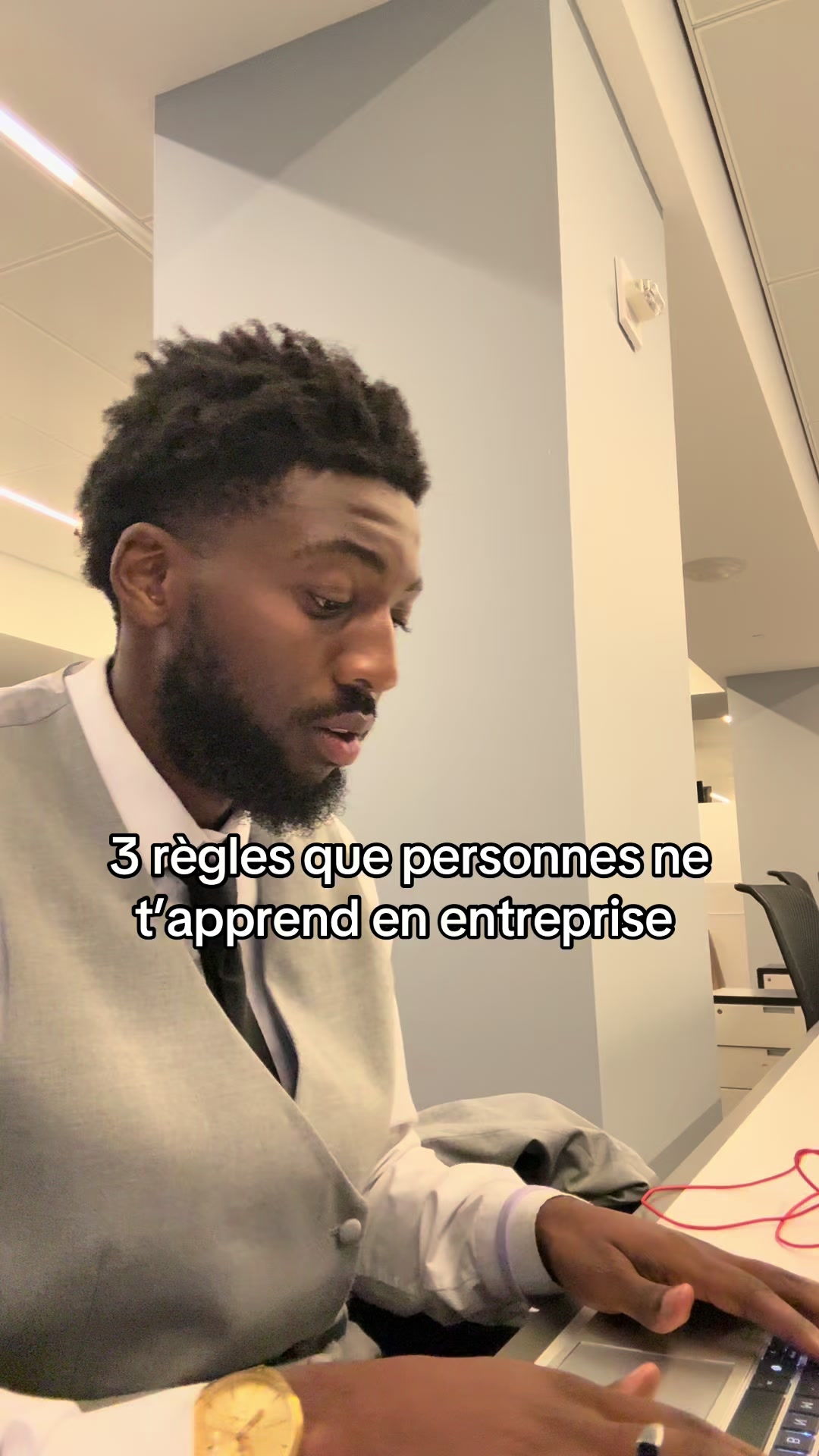 @A U R &Eacute; O