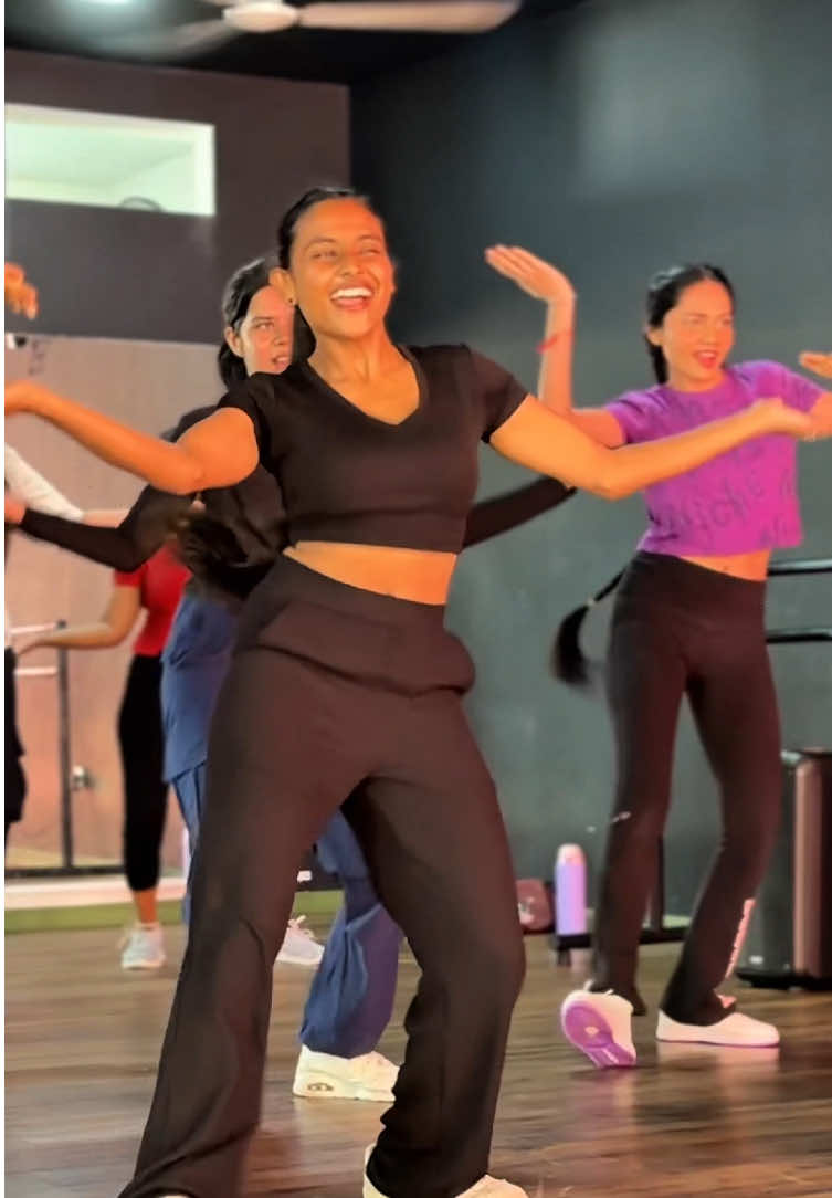 @Randy Dance Studio