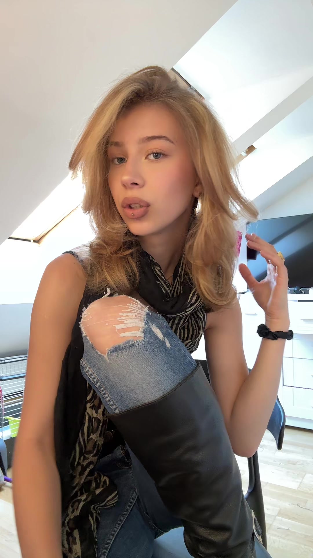 @julka