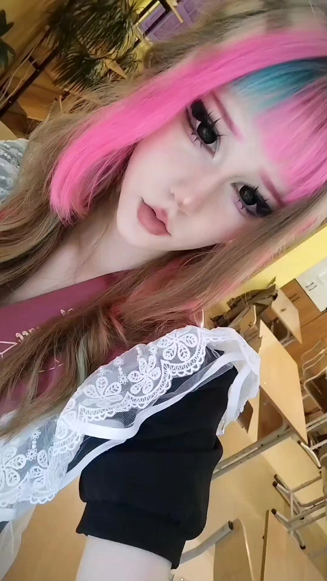 @𝓜𝓪𝓷𝓭𝓻𝓲𝓼♡
