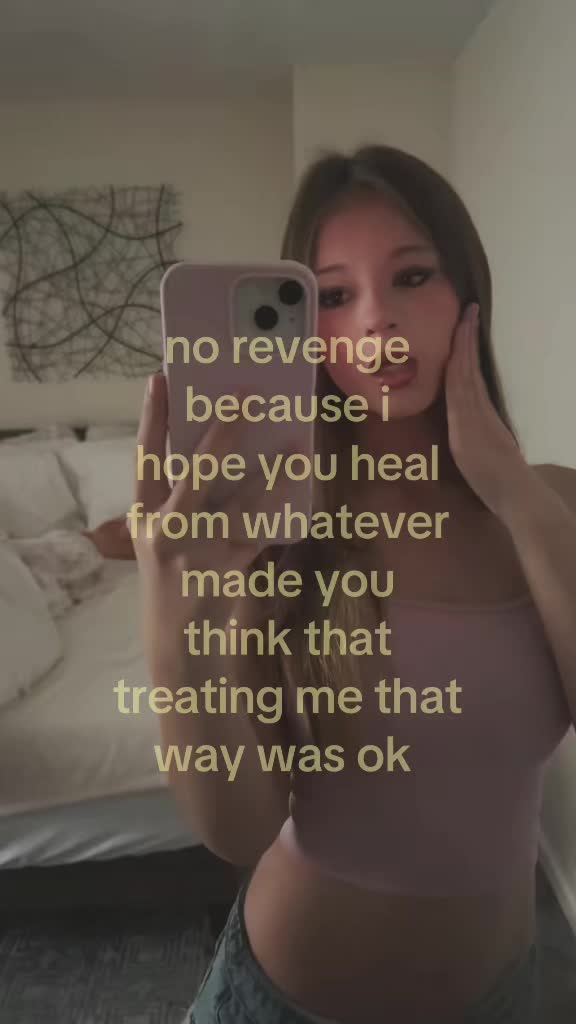 @ivielynn 🤍