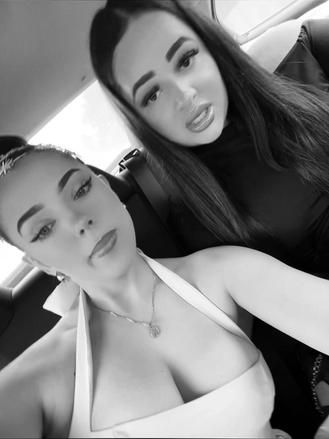 @AngeliqueGermano