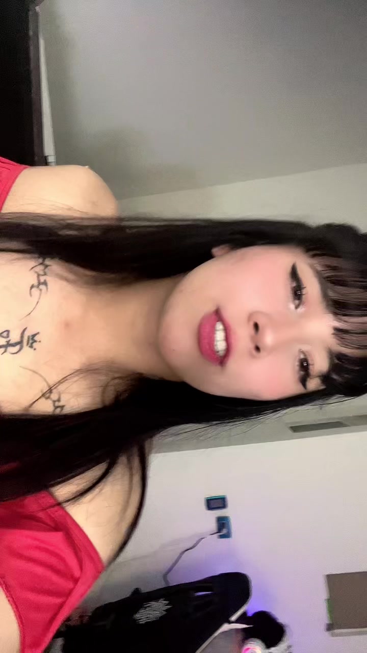 @laulau2323