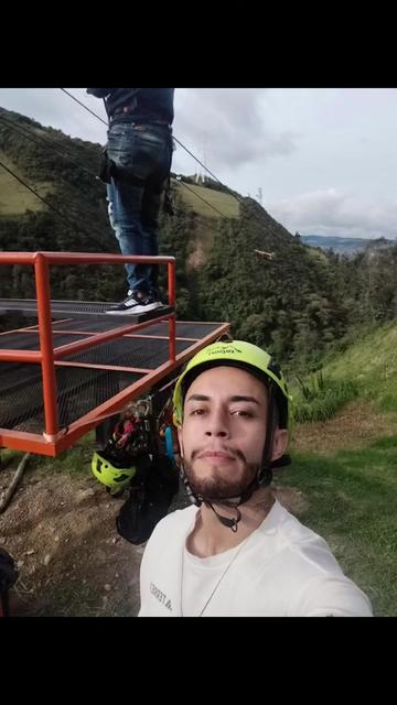 @leozamora89