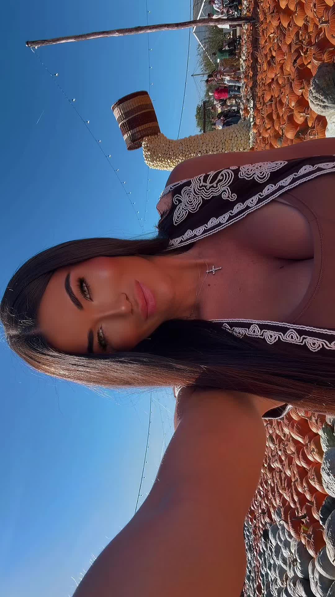 @Valentina