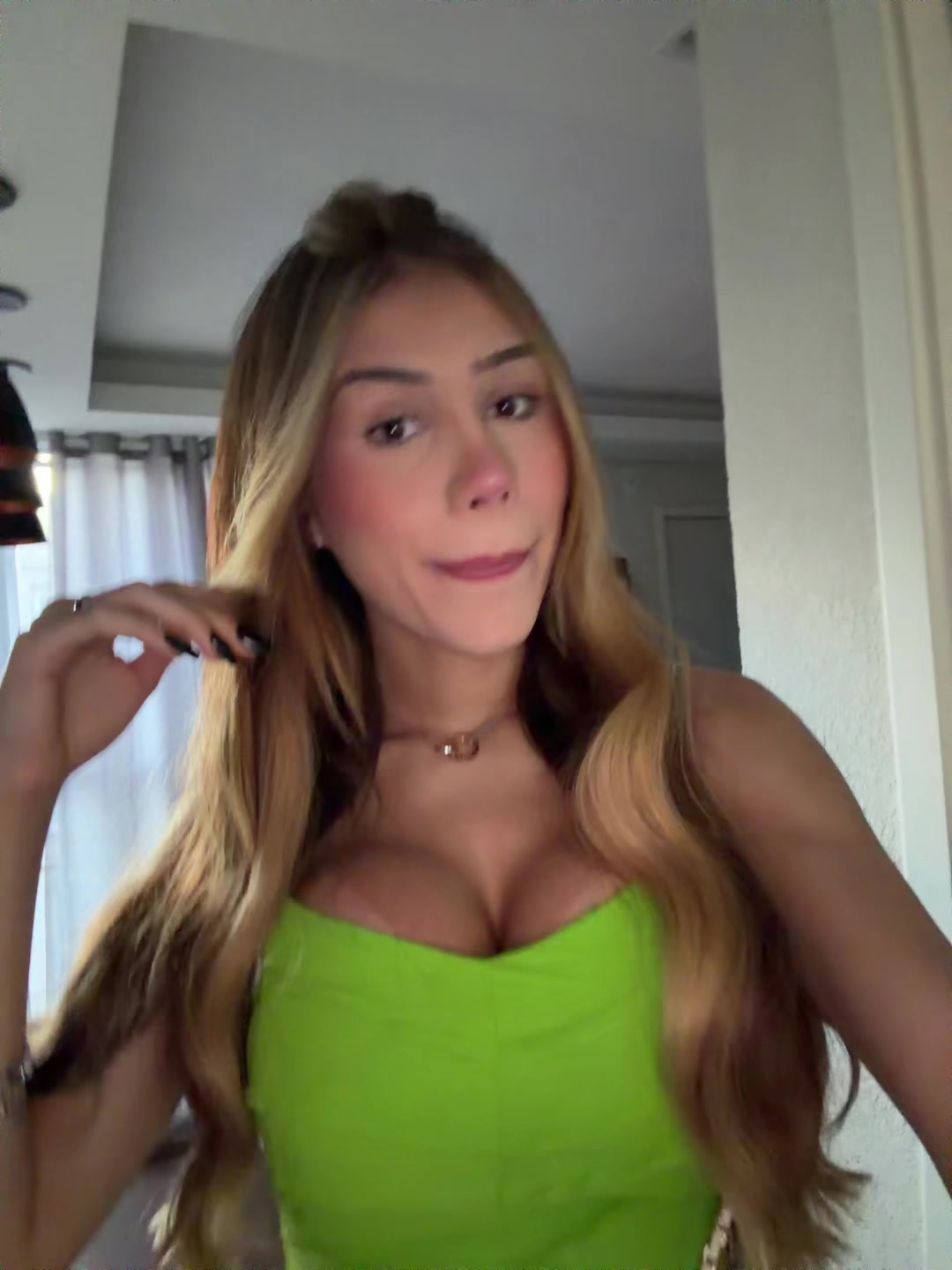 @manuellaollv