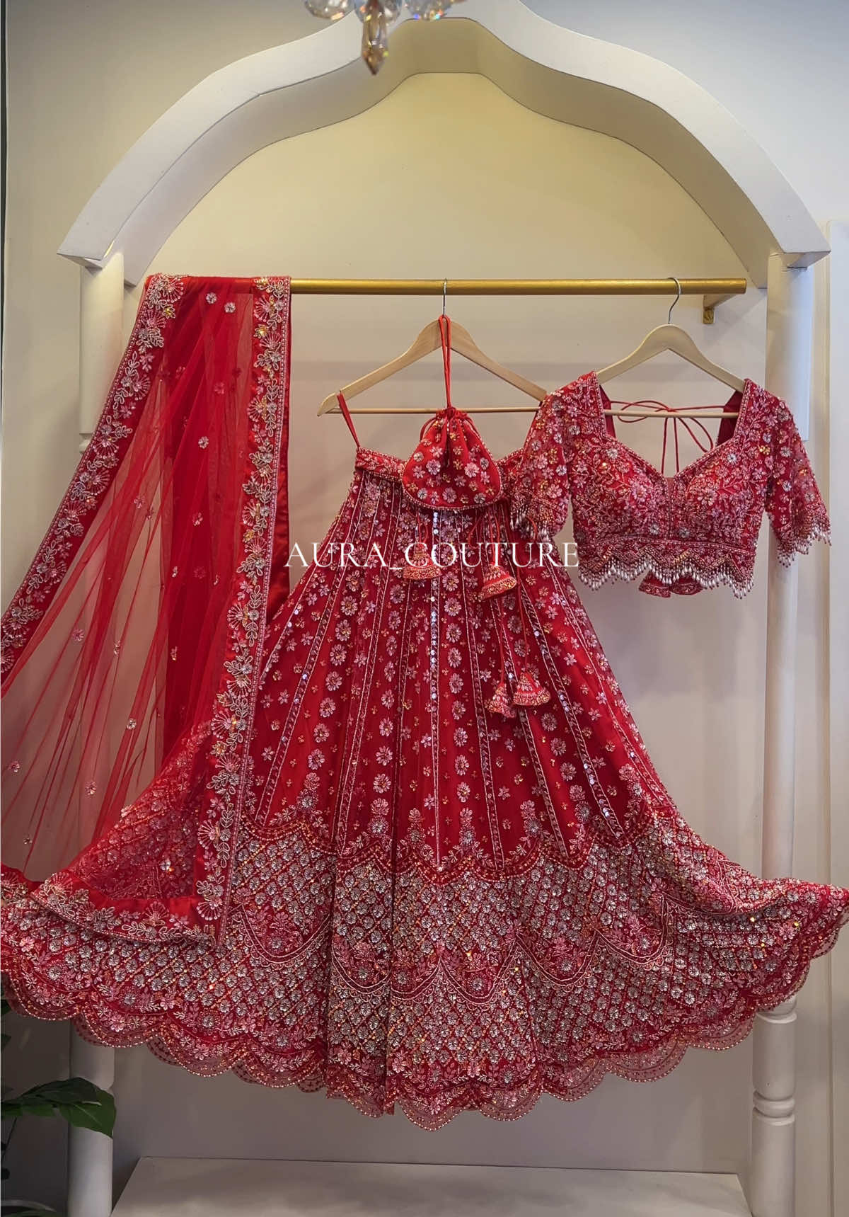 @aura_couture