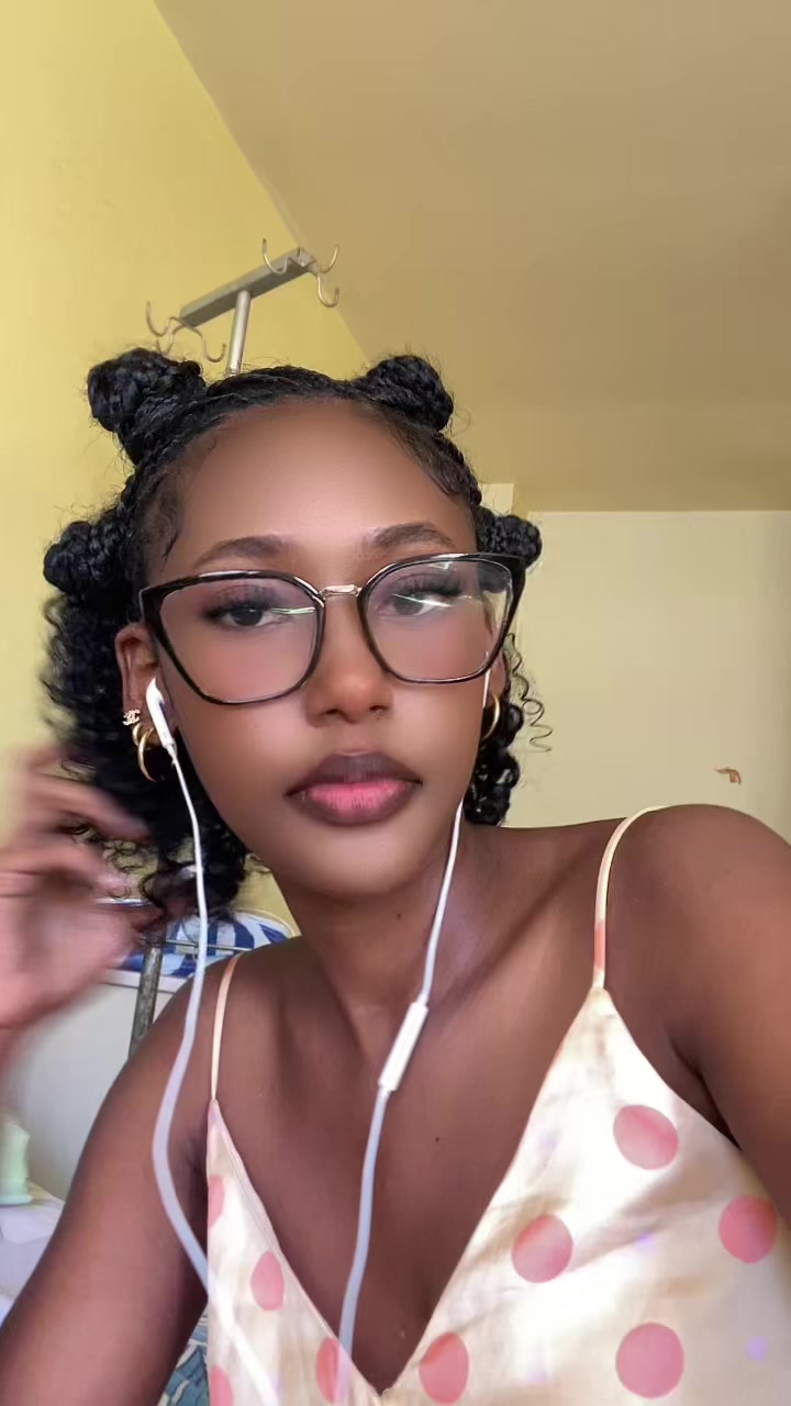 @Fa&iuml;cka 🇲🇬