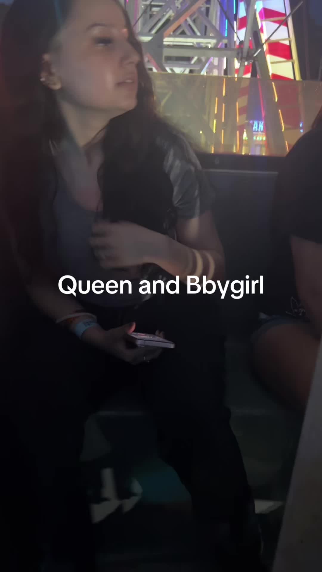 @👻