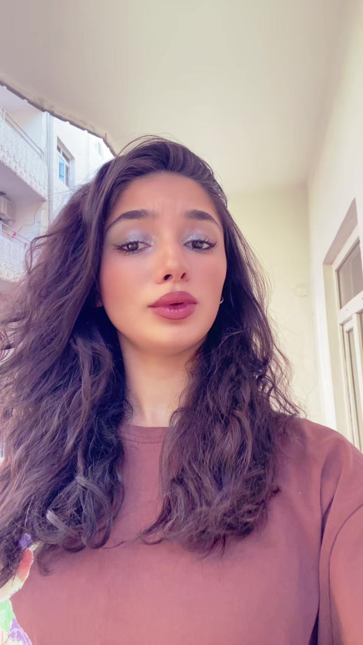 @Feryalergin