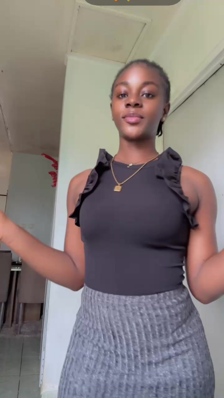 @Dimutia..👸🤍🫠🫶