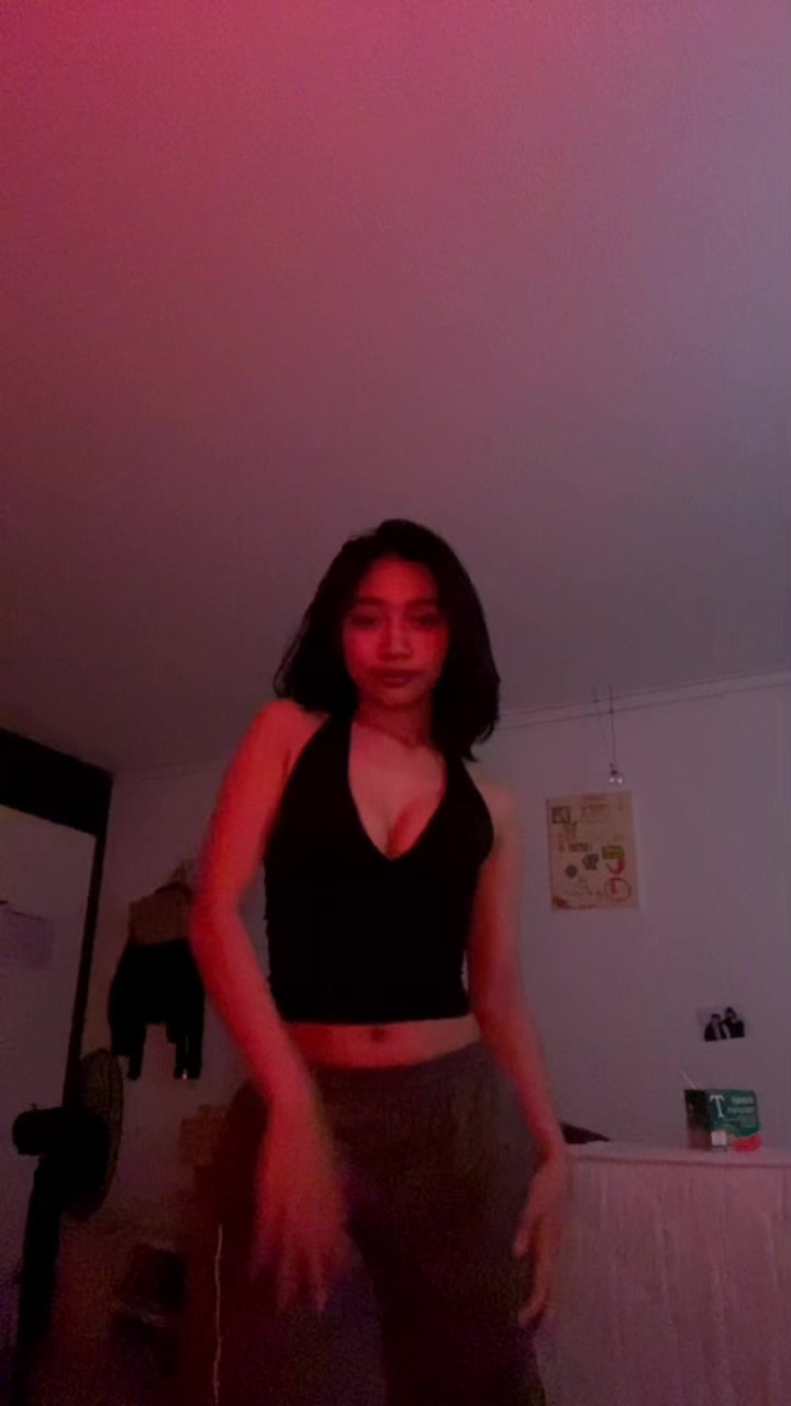 @Fevralyn