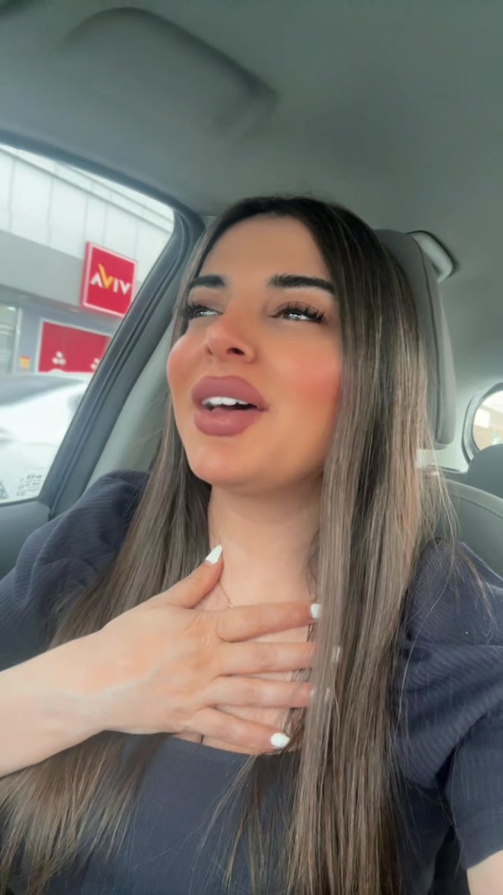 @LOLY💙