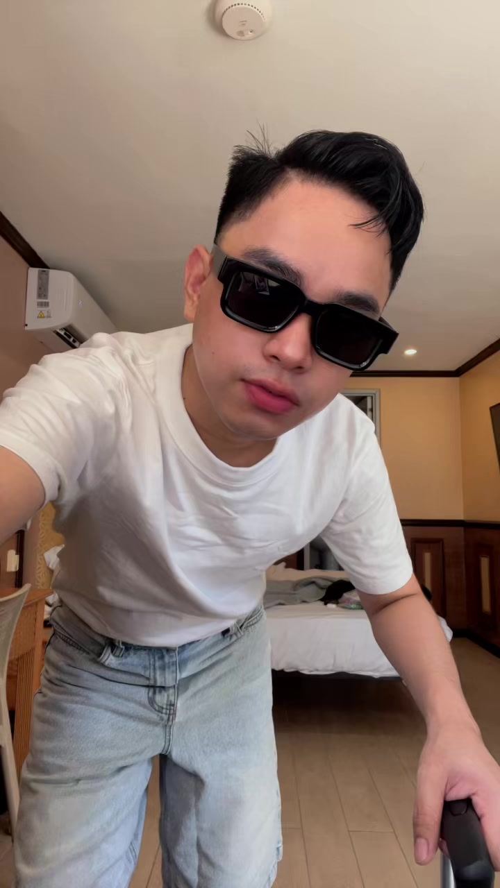 @L A K A N