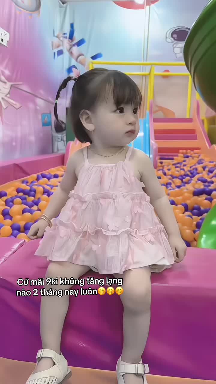 @Ngọc Ngọc- Mẹ 2 c&ocirc;ng ch&uacute;a