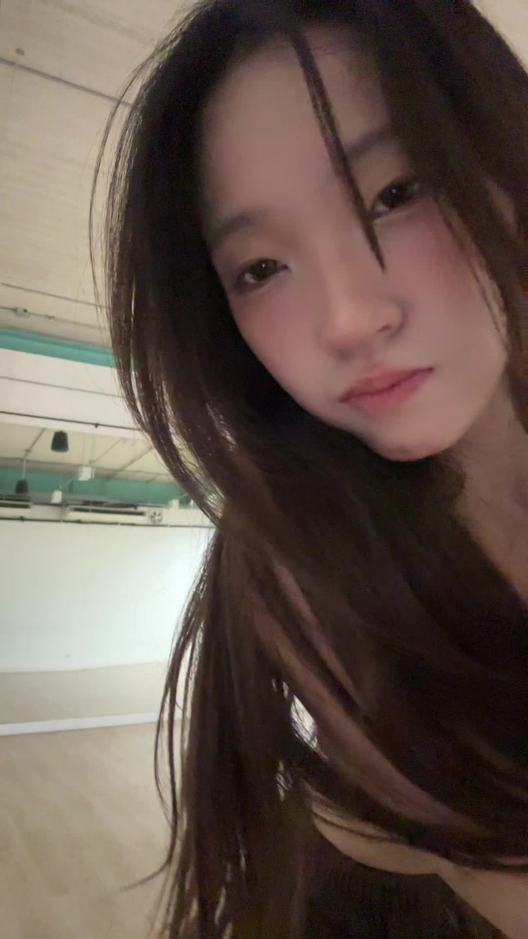 @หงษ์ยิ่ง