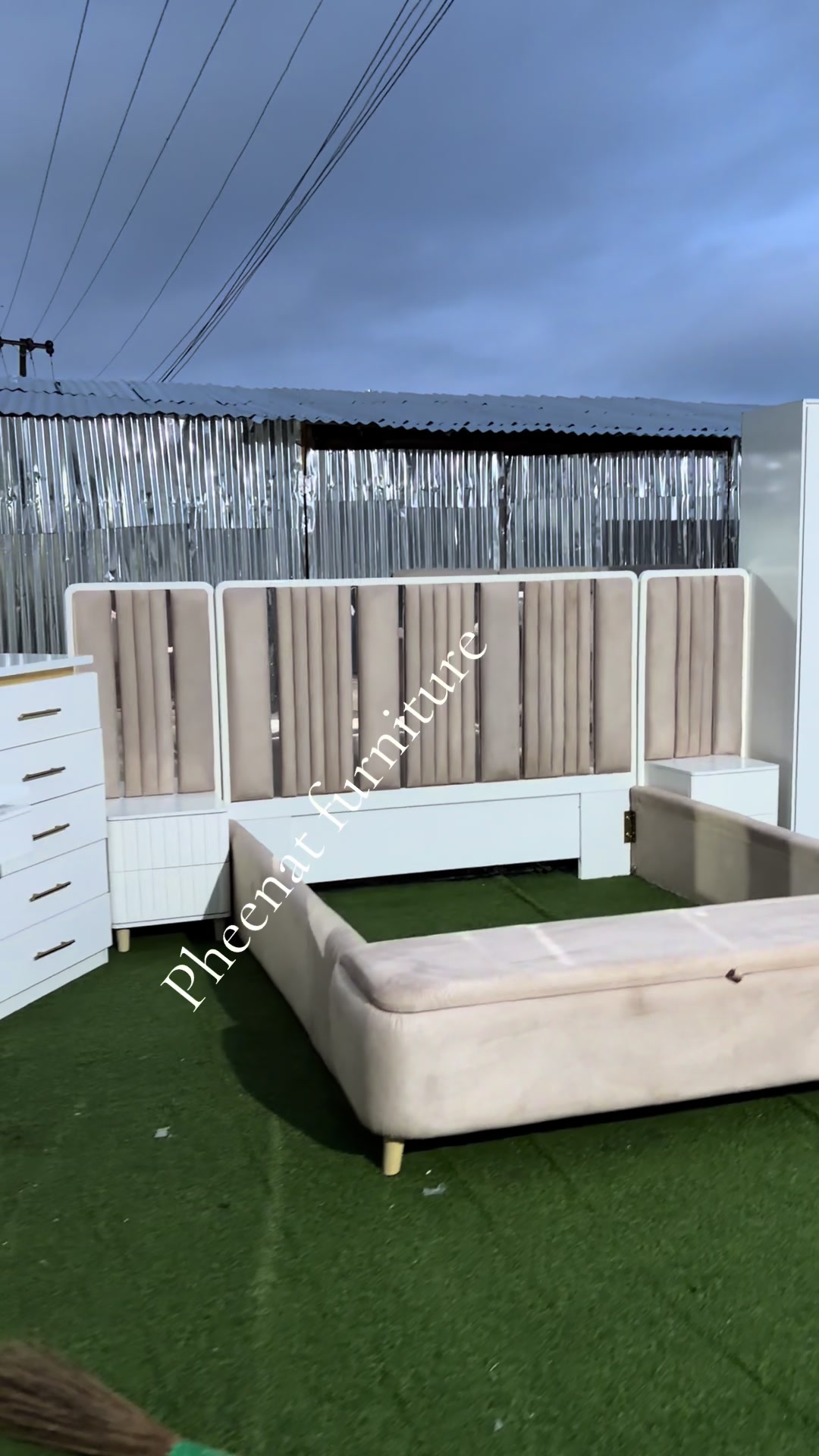 @furniture by pheenat jos