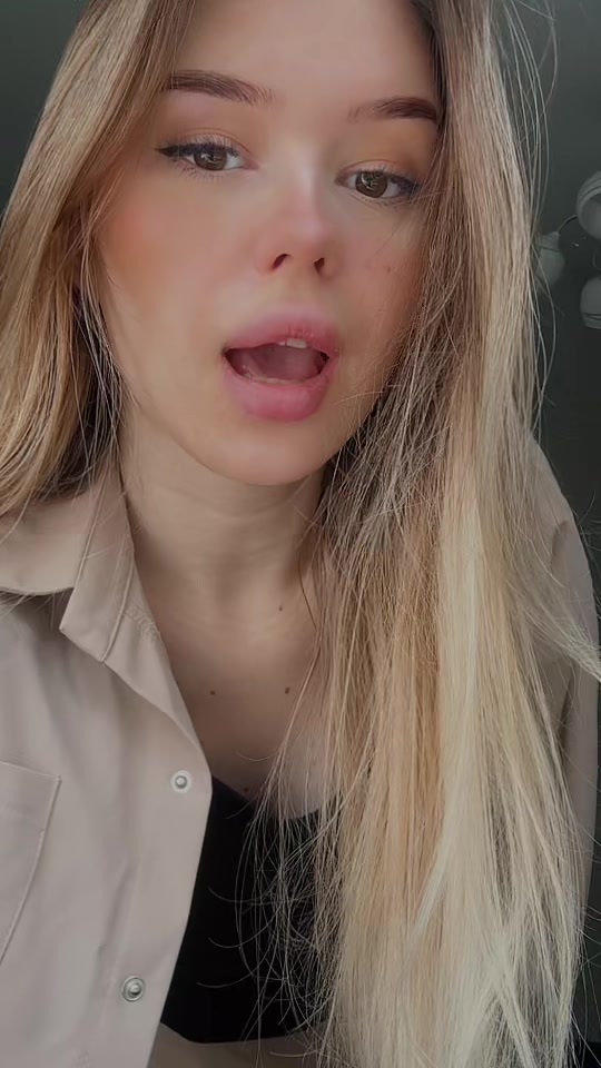 @Тюша