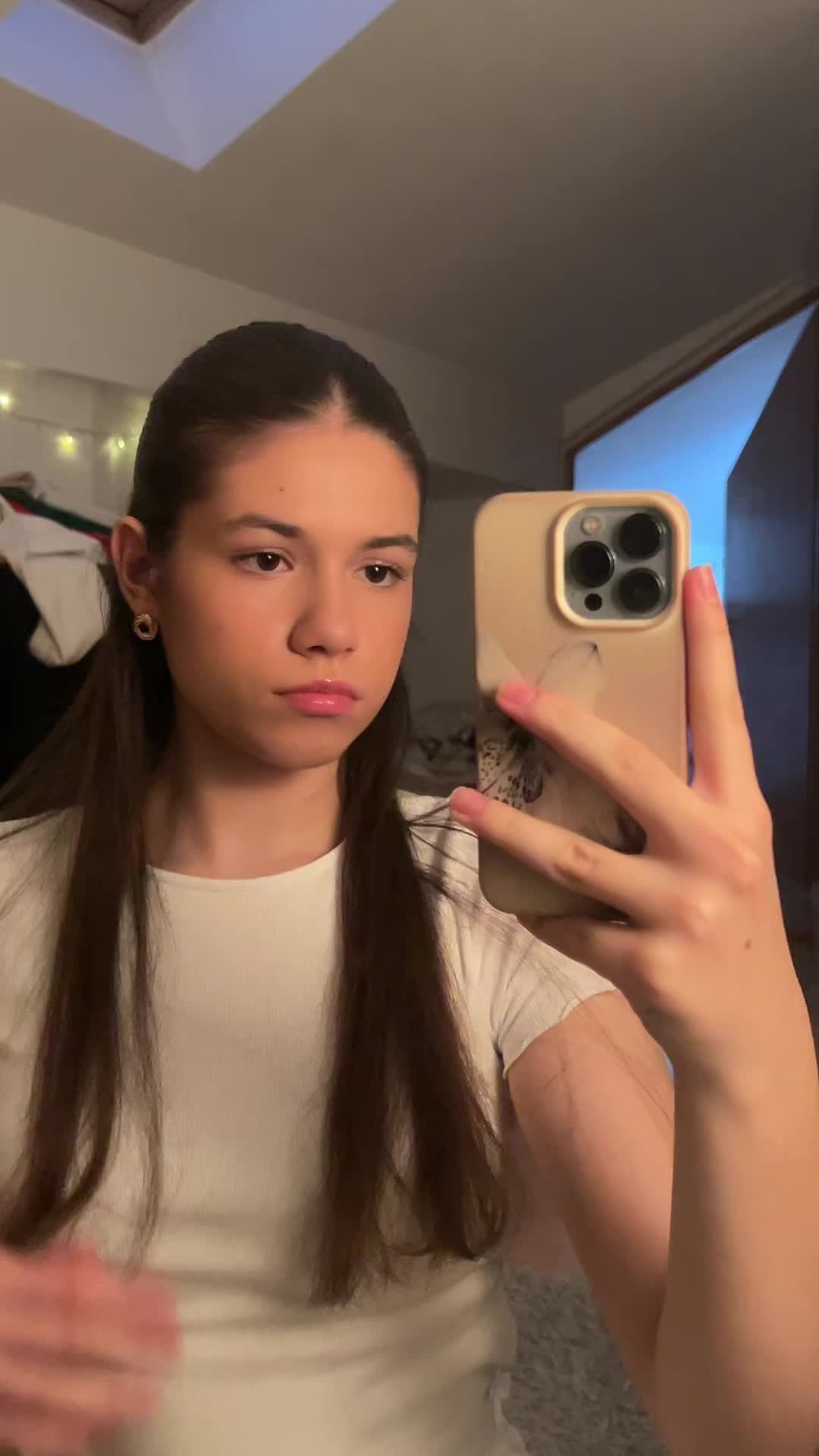 @elena