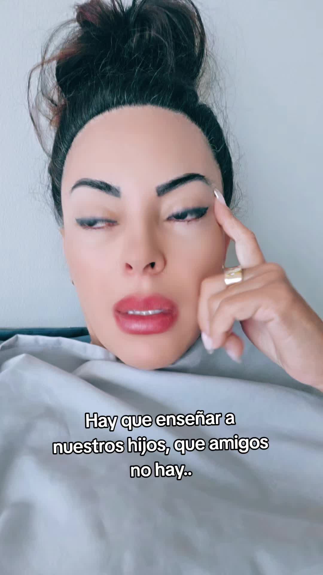 @Luna
