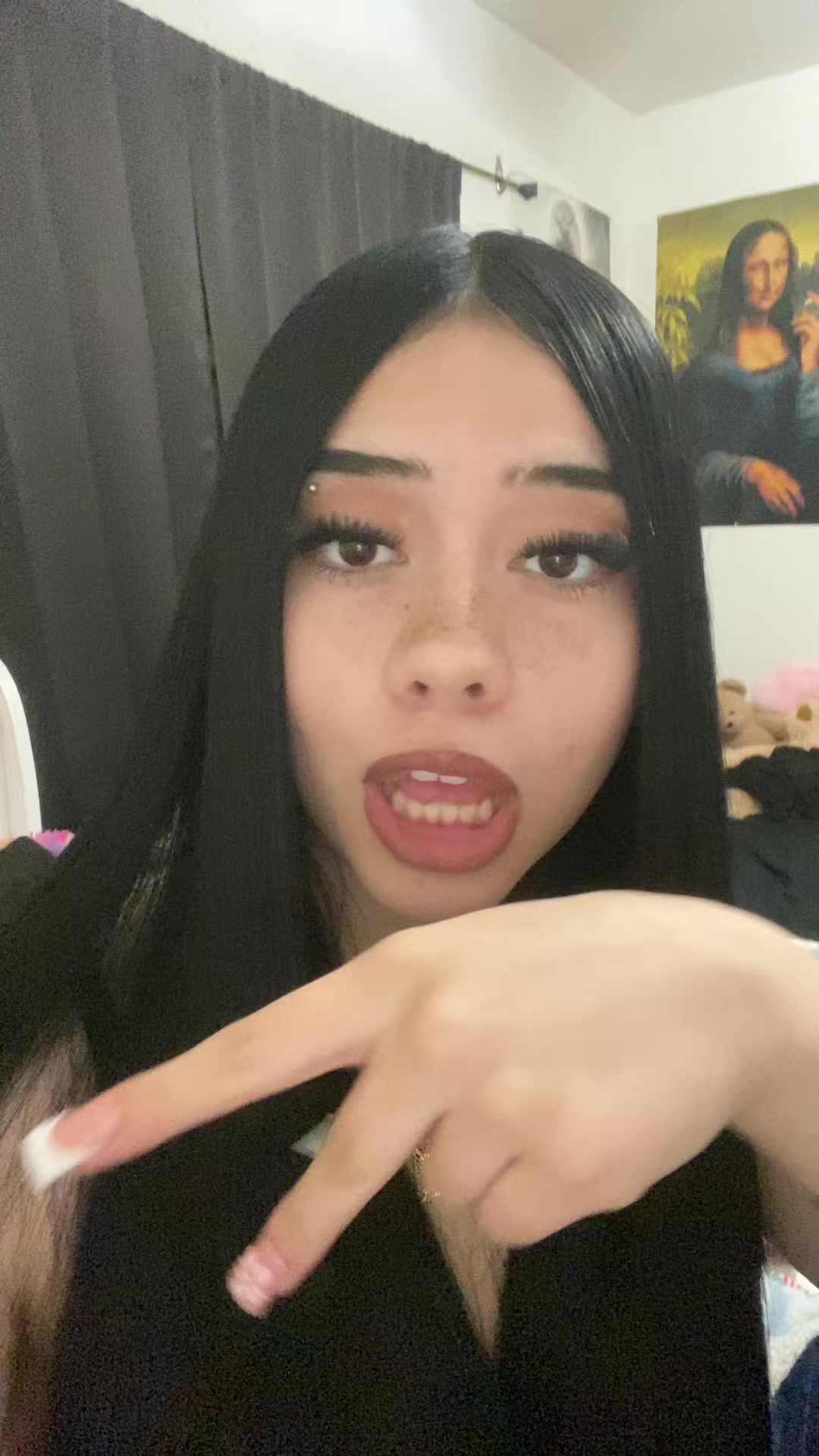@️