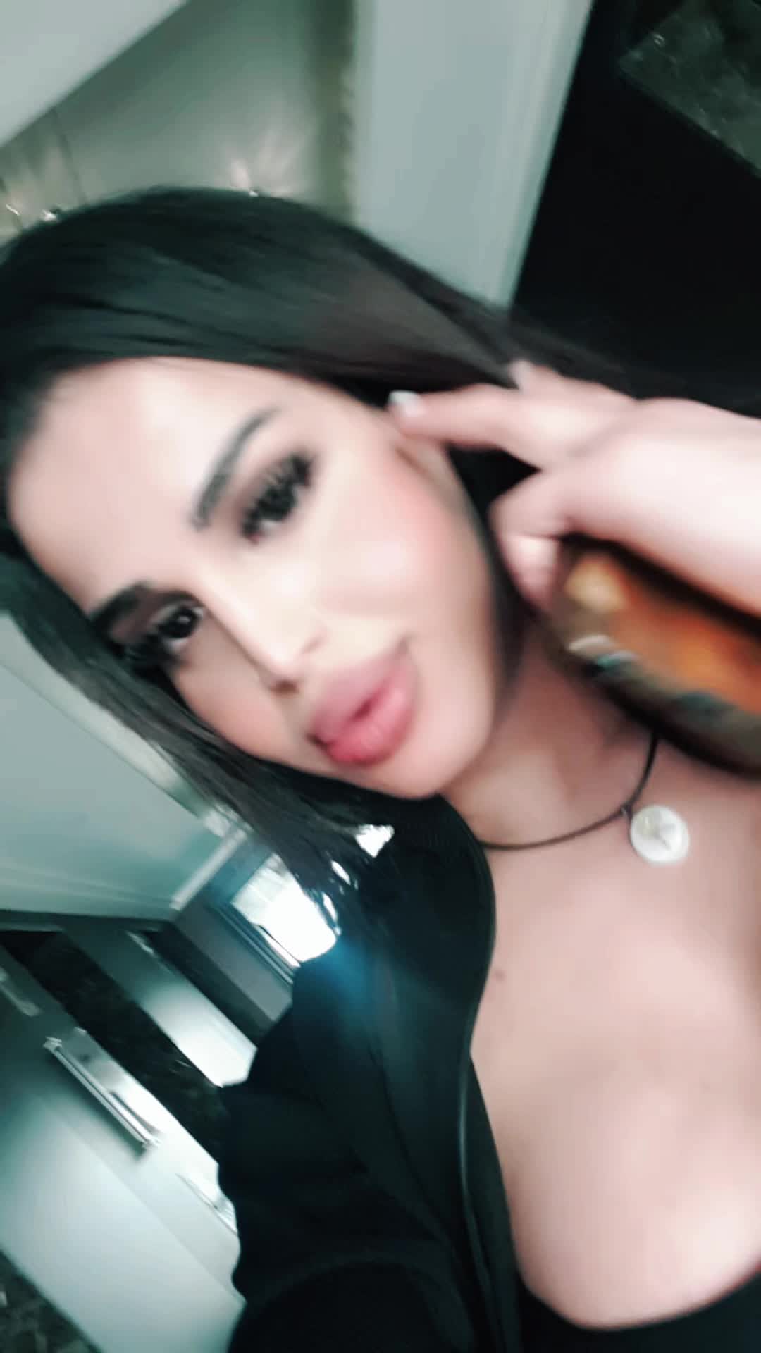 @LEYLİ ELEKBERZADE