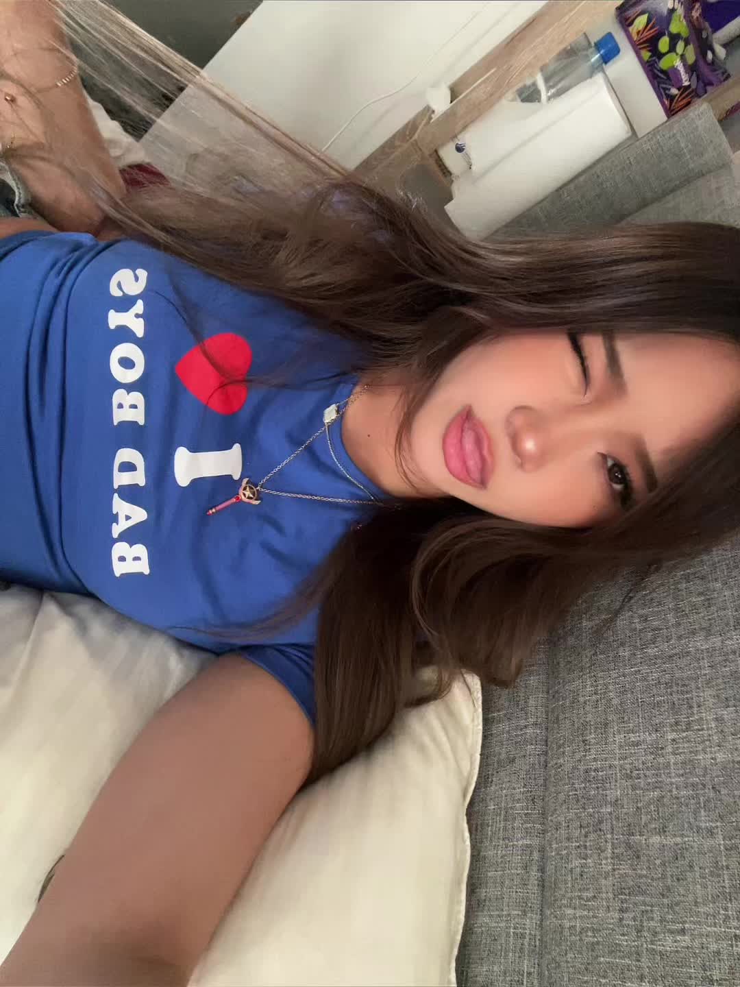 @vee