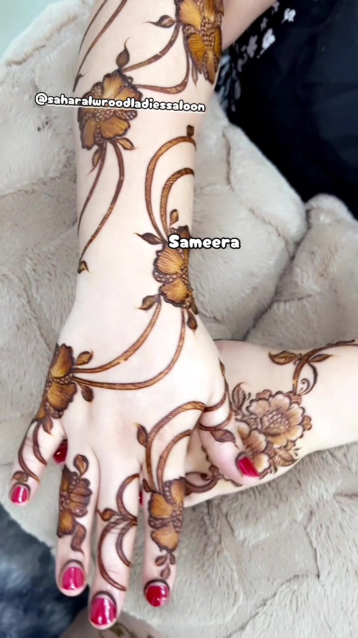 @hennaArtist Samee🖤