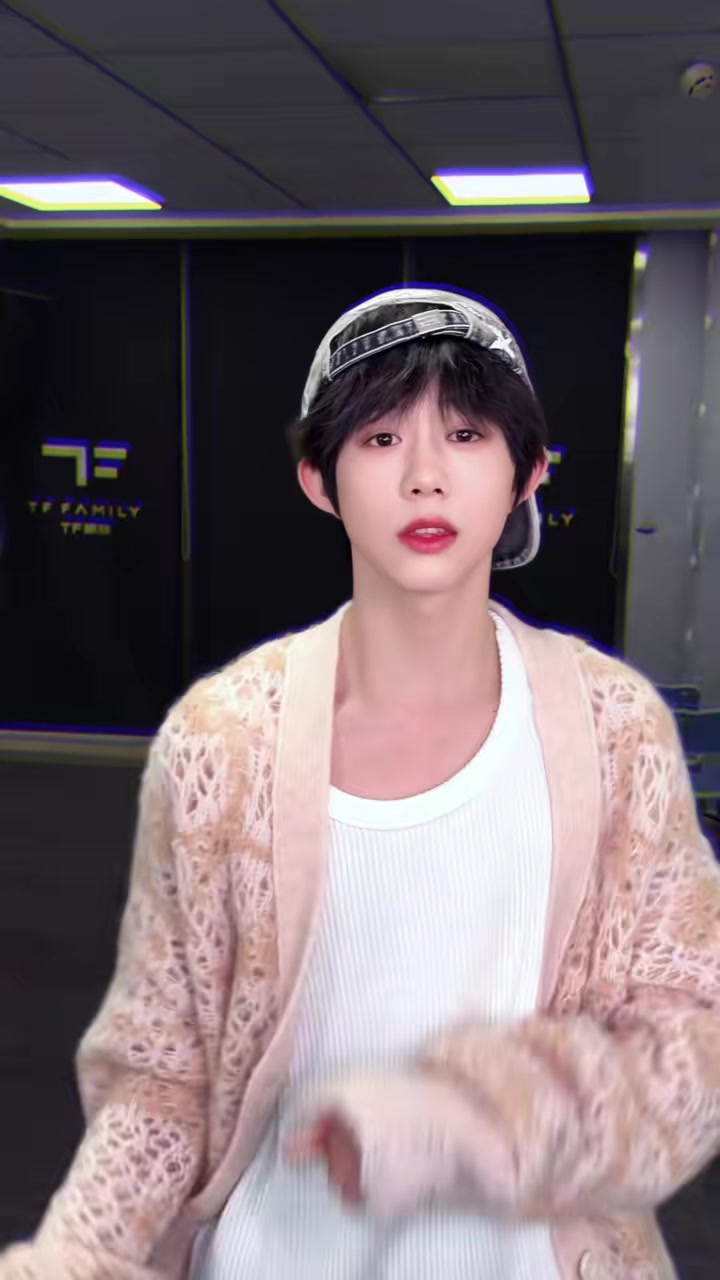 @TF家族陈-乔纳森