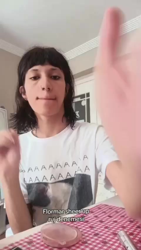 @almiraaaa