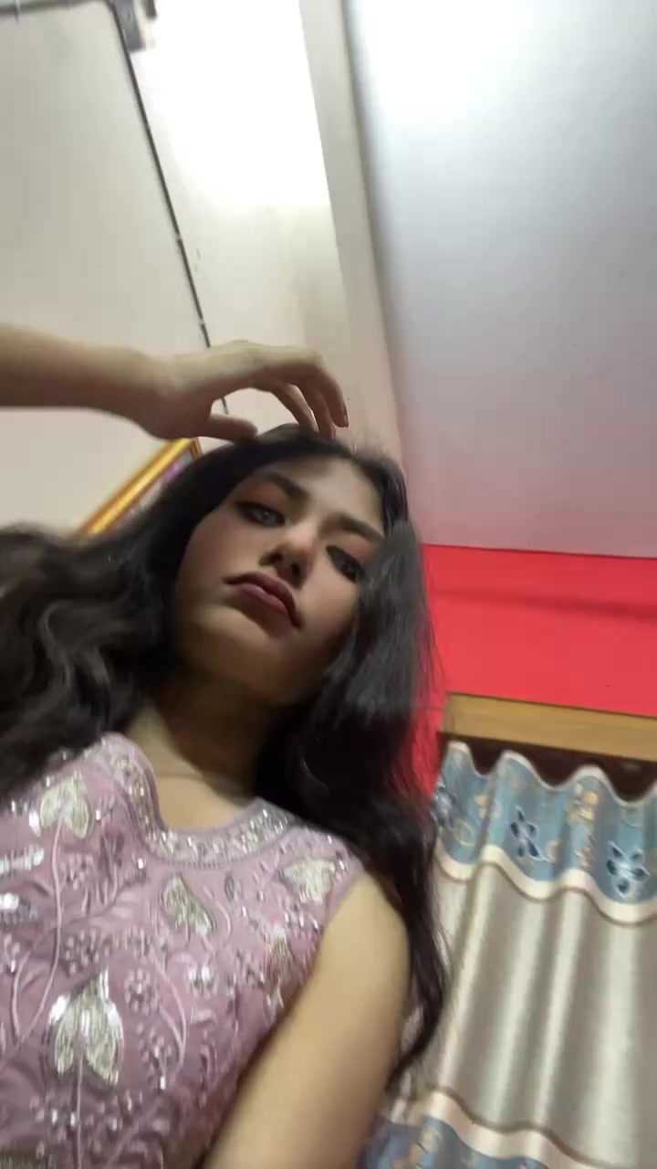 @Anushka Saha 💗✨