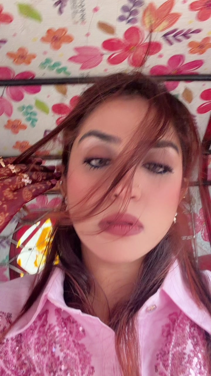 @Farah_Chowdhury