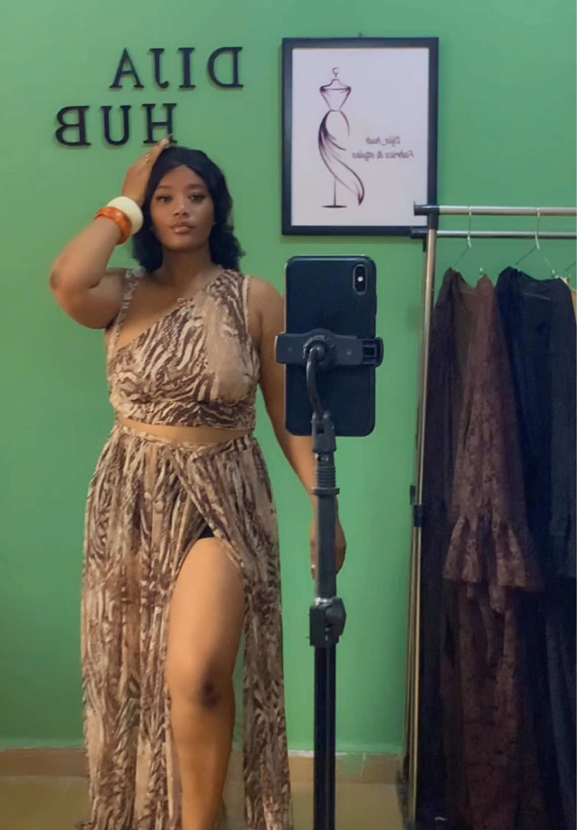 @Dija_hub001✂️🛍️