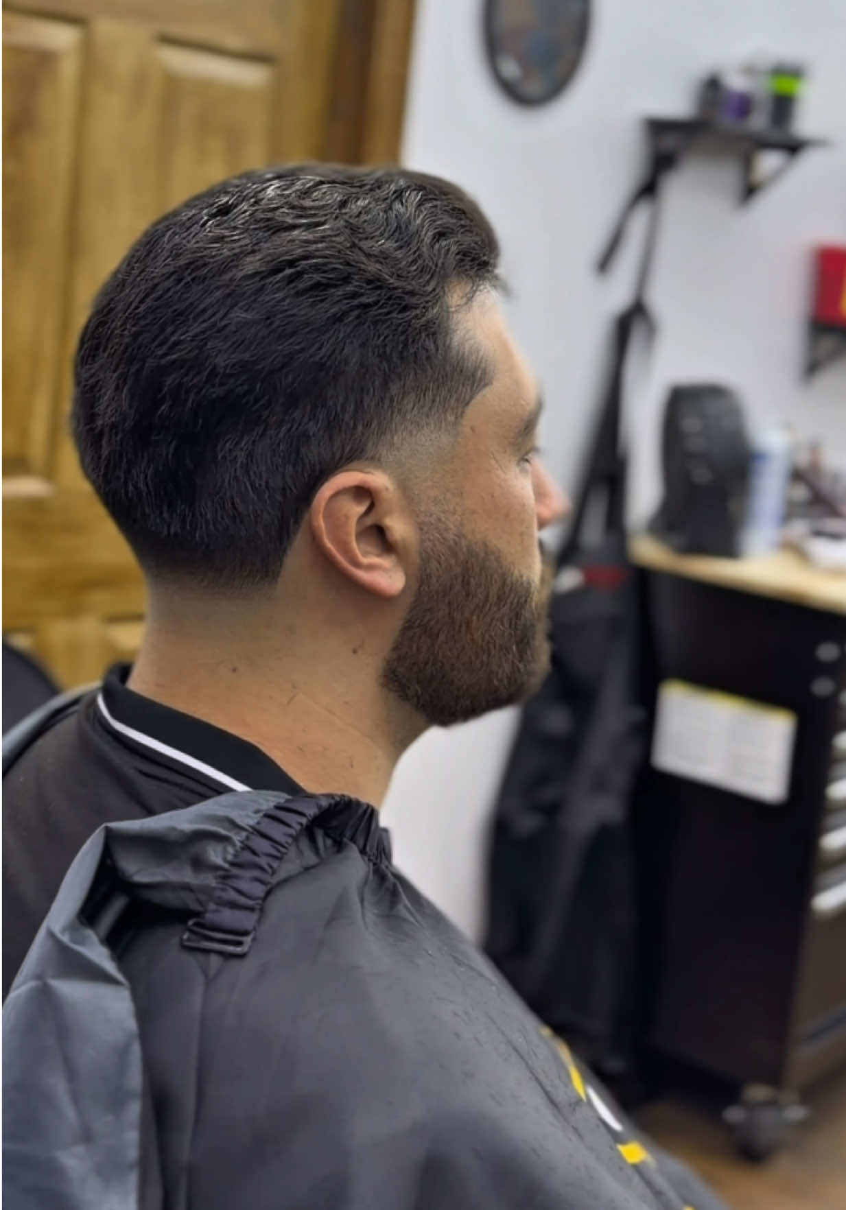 @Jisai Barber