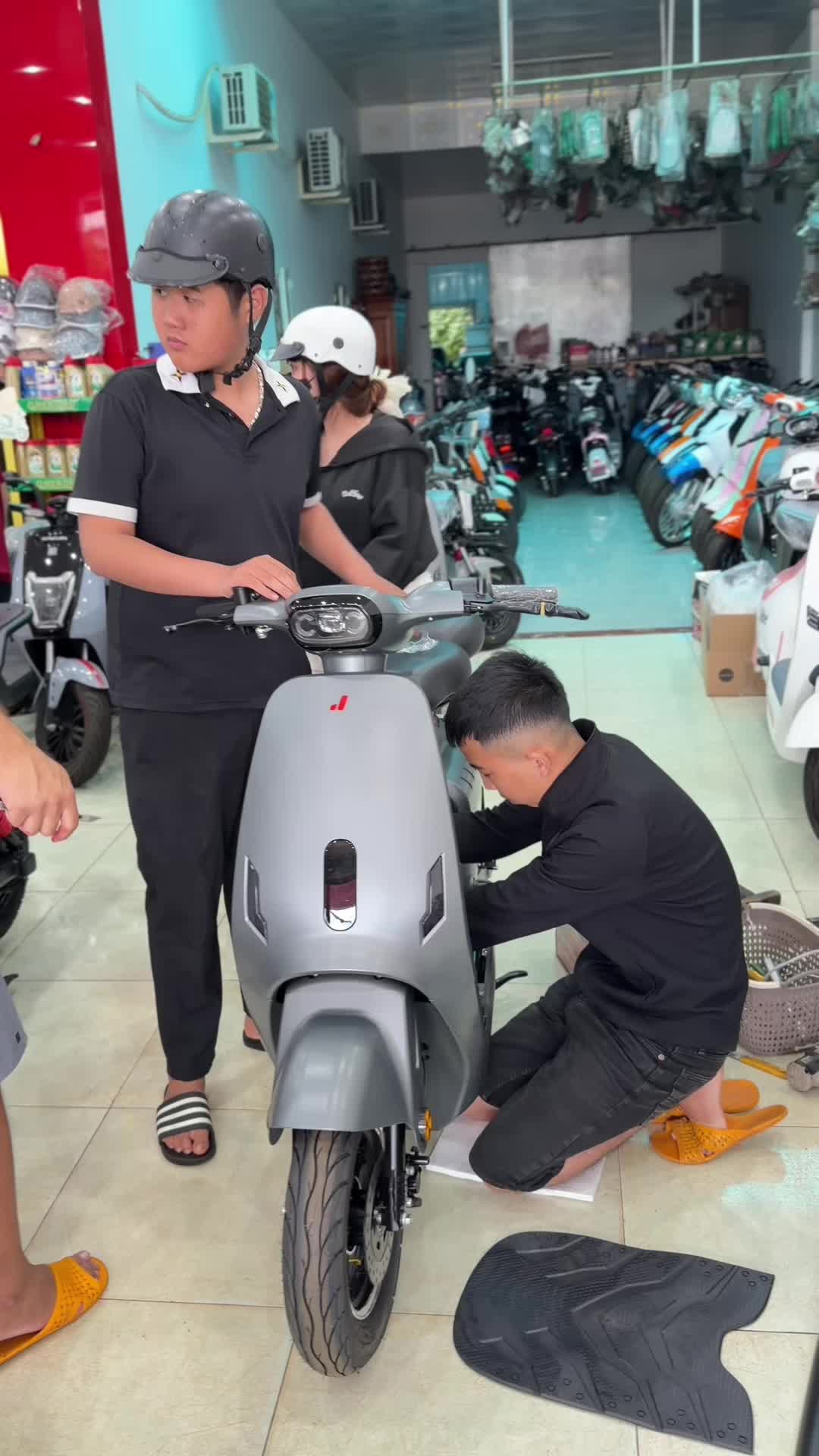 @Xe Điện T&iacute;n Sỹ Daklak