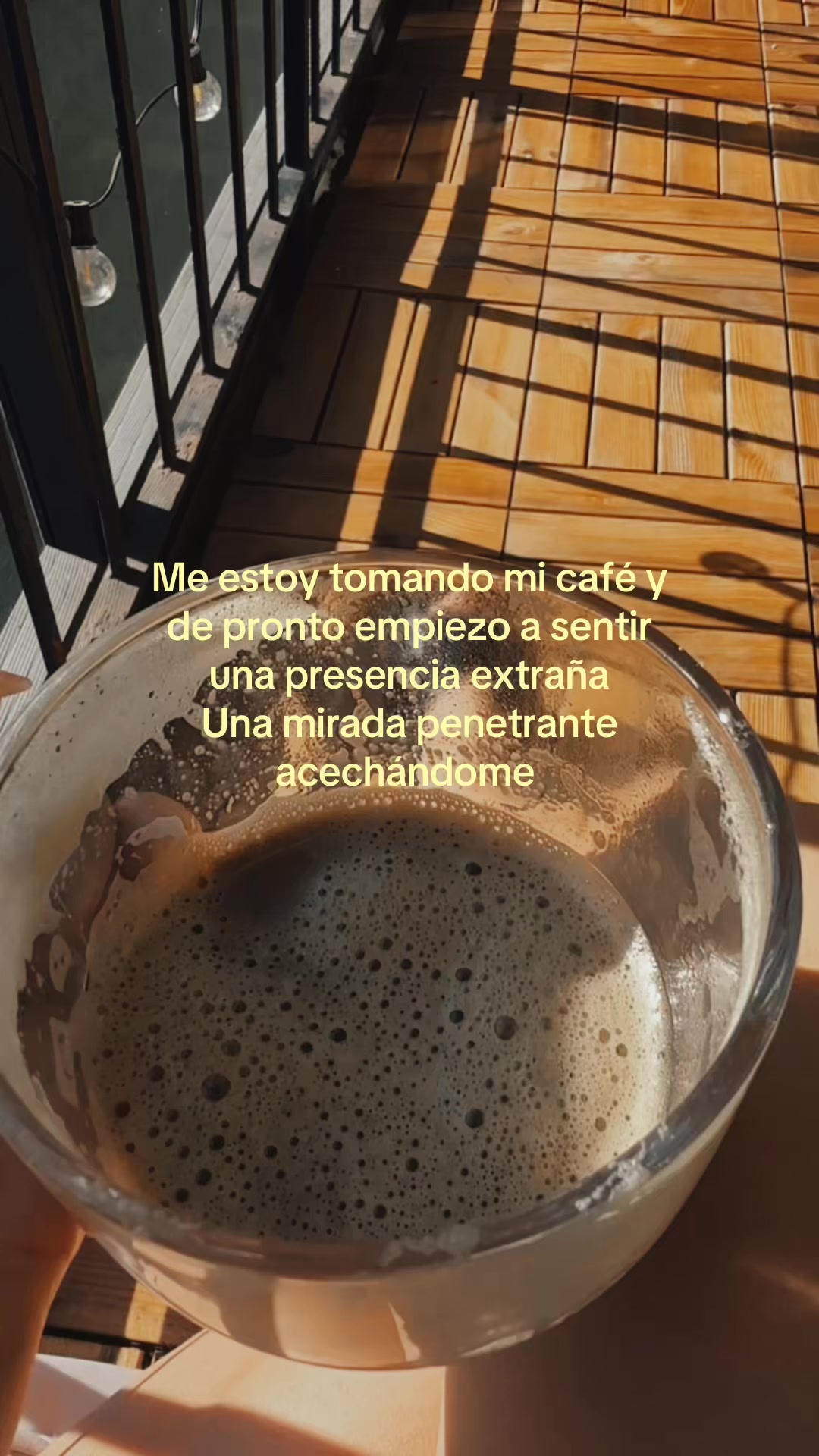 @Vickydlarosa