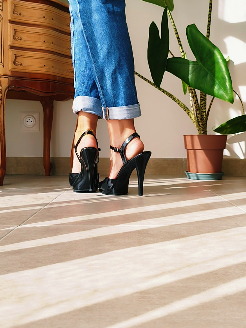 @Bloomfeet