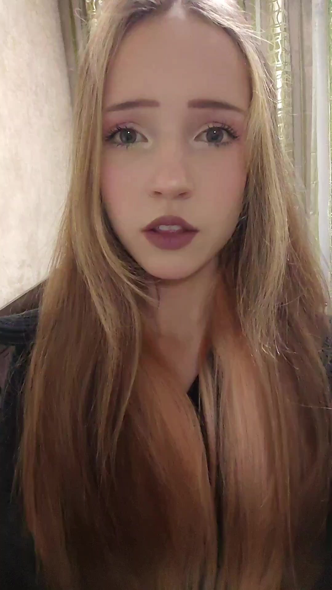 @Kiwvwra🍇