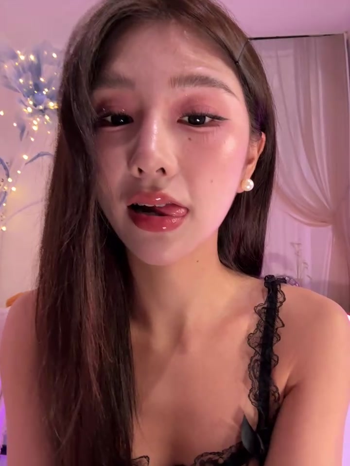 @nidekikibabe