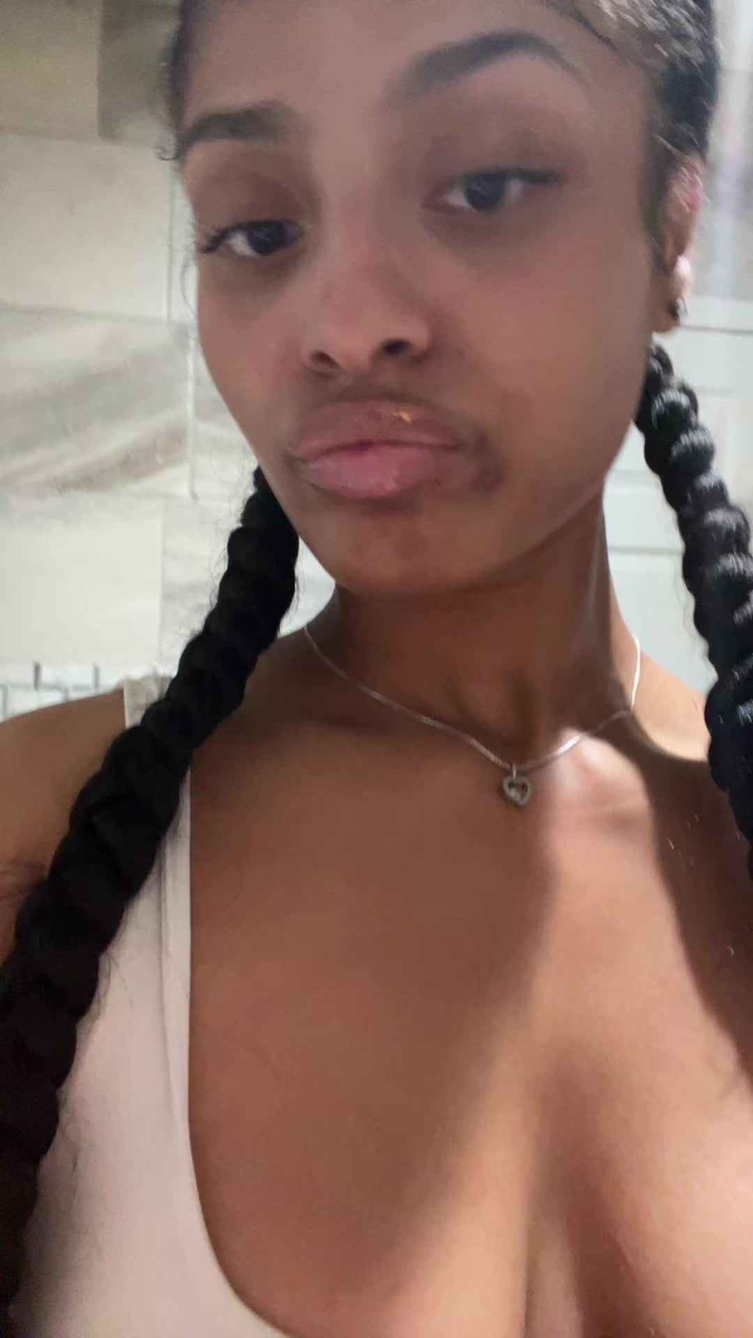 @KYLA | SN