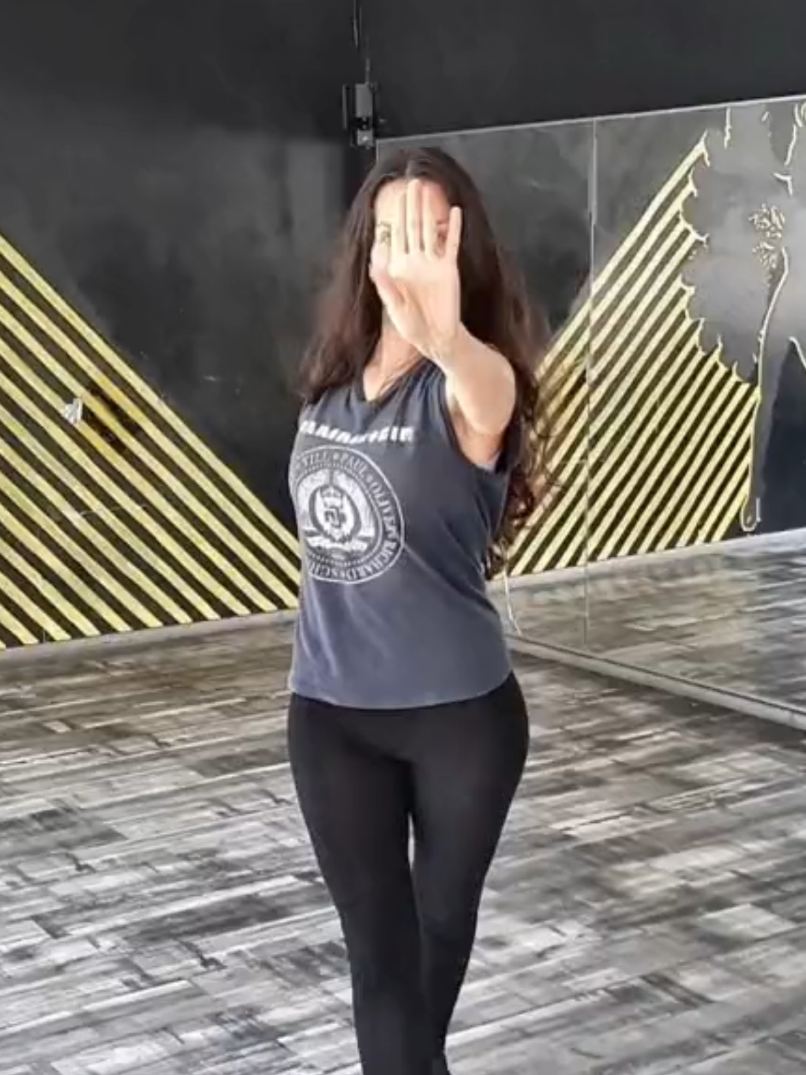 @Ziura