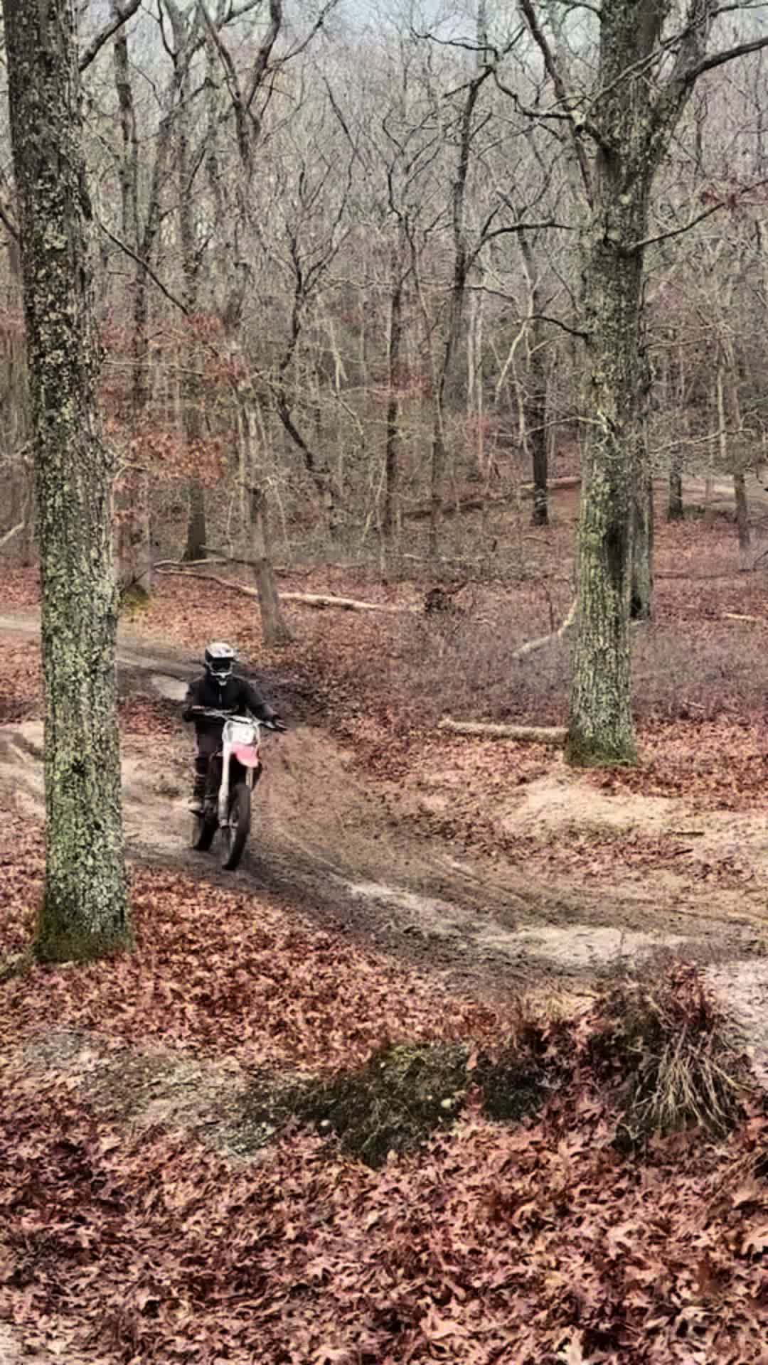 @BŘŸÄM☝️