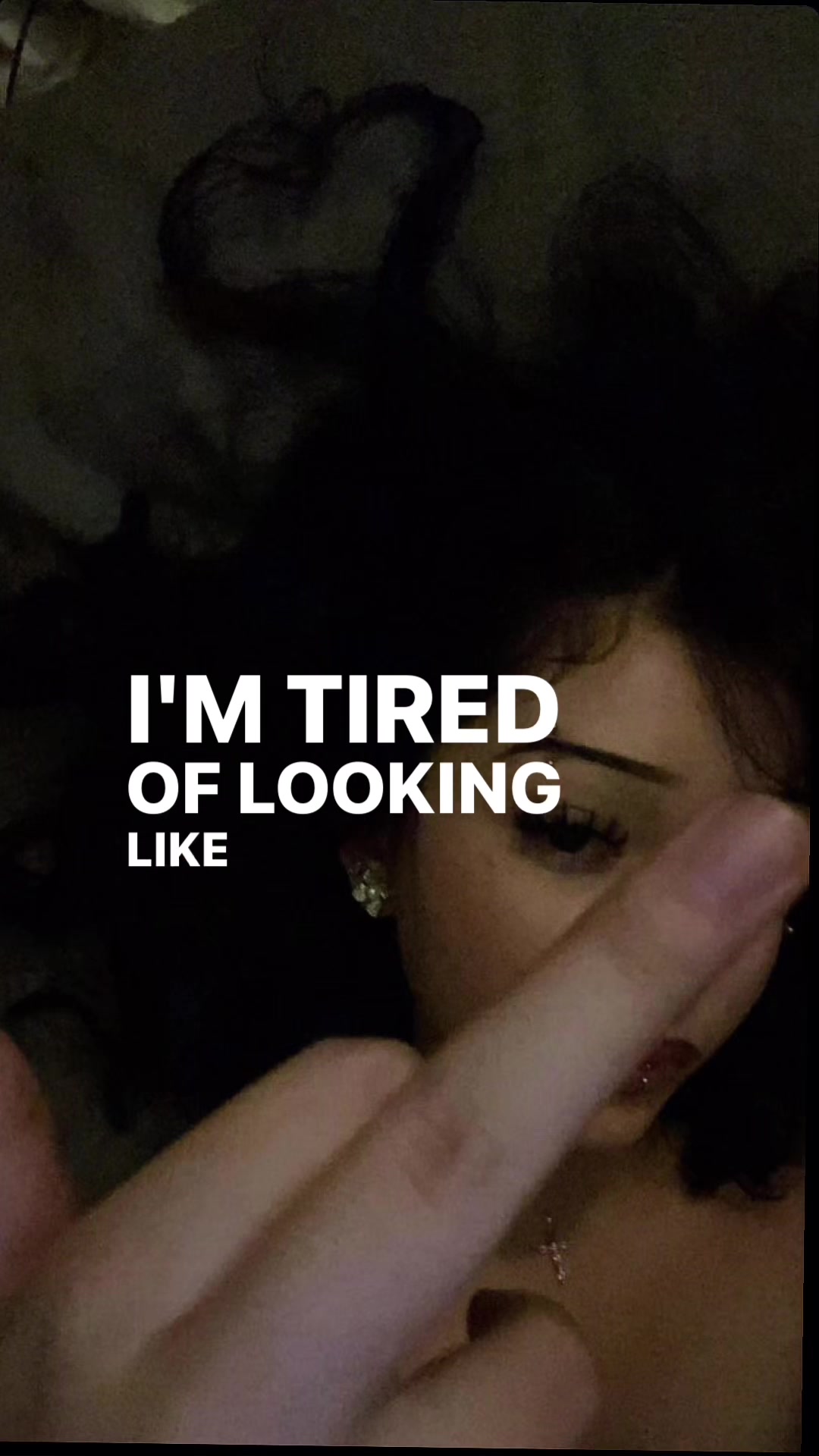 @⃟