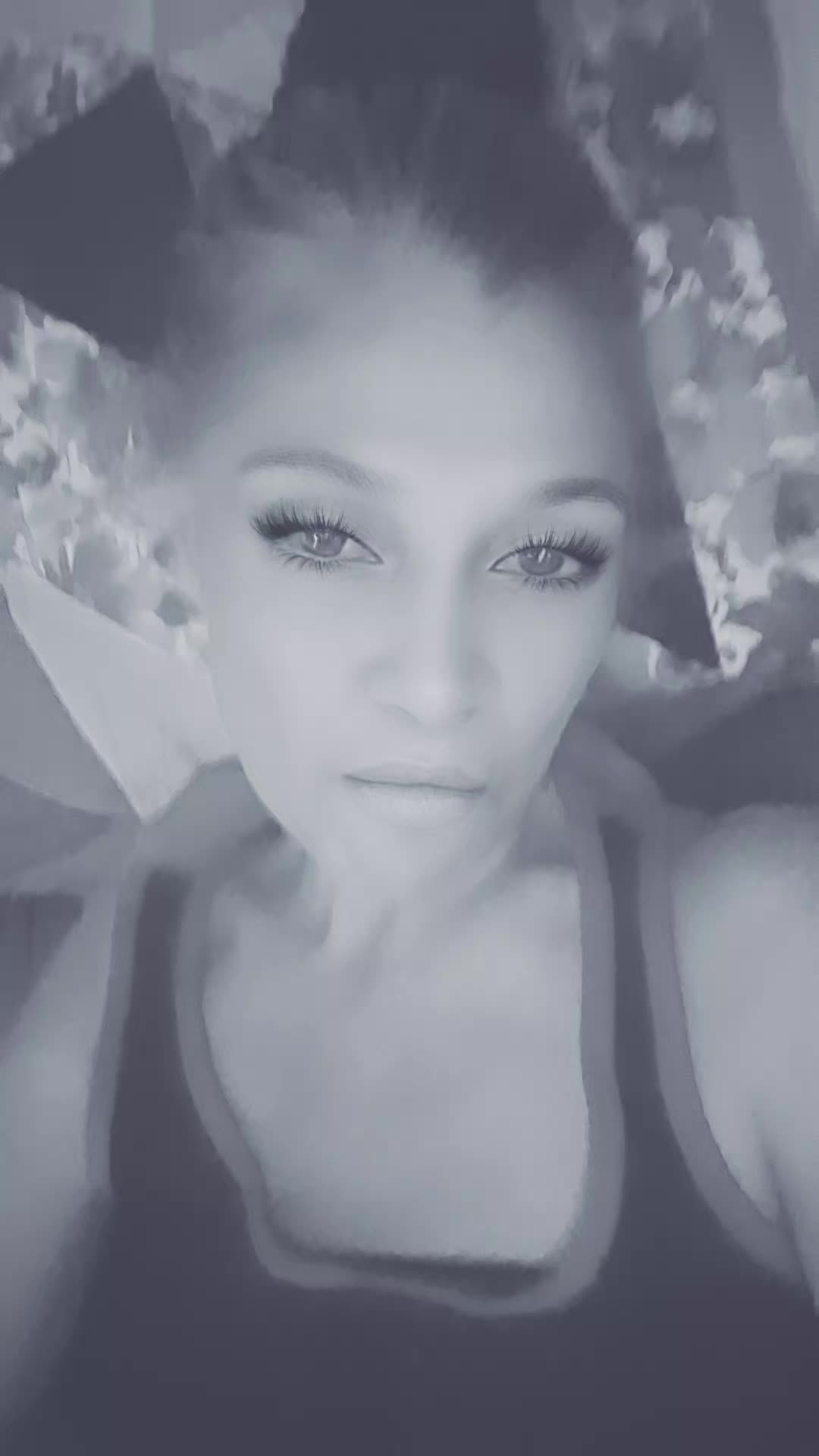 @Annette Sanchez486
