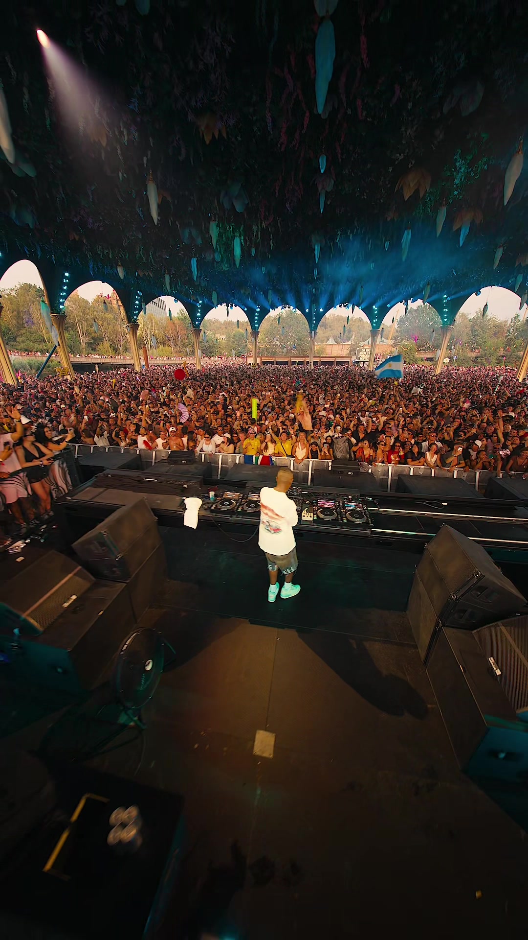 @Shimza