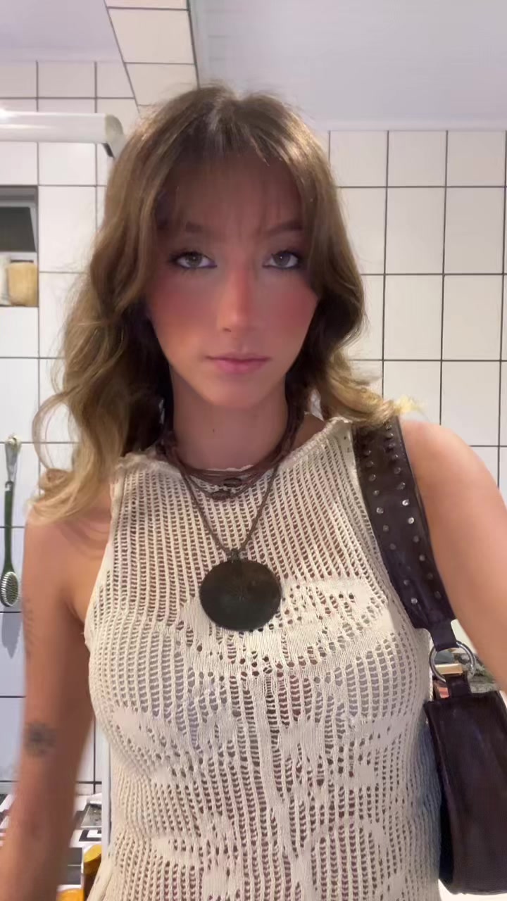 @bibi