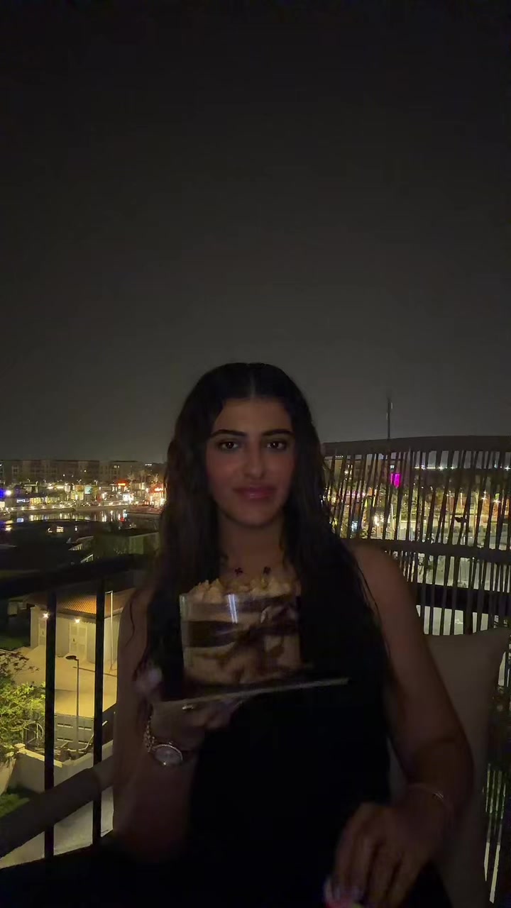 @Hessa_das